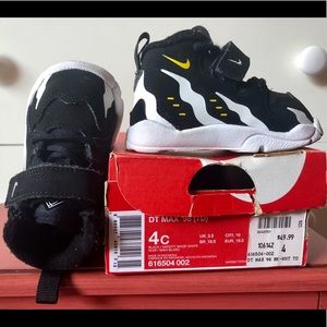 Nike DT Max size 4